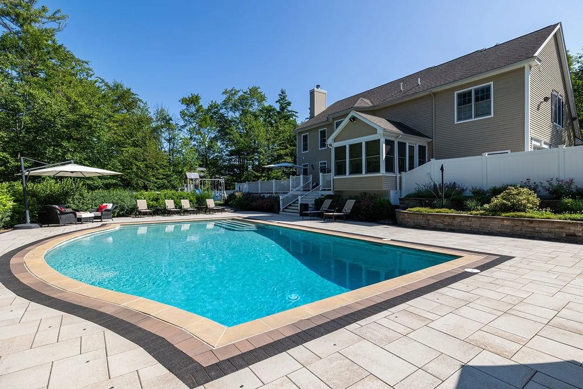 22 Thackeray Road Concord NH 03301