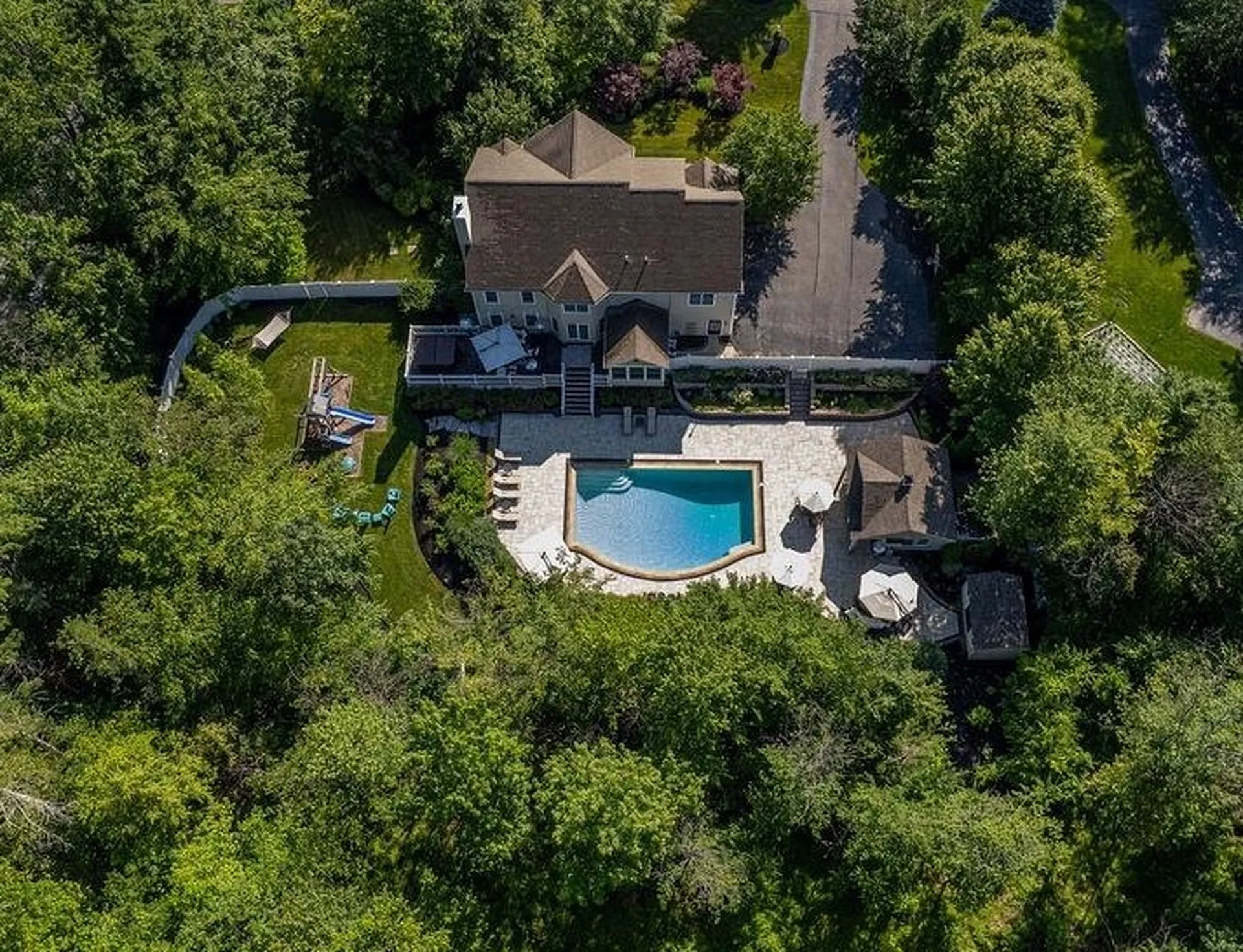 22 Thackeray Road Concord NH 03301