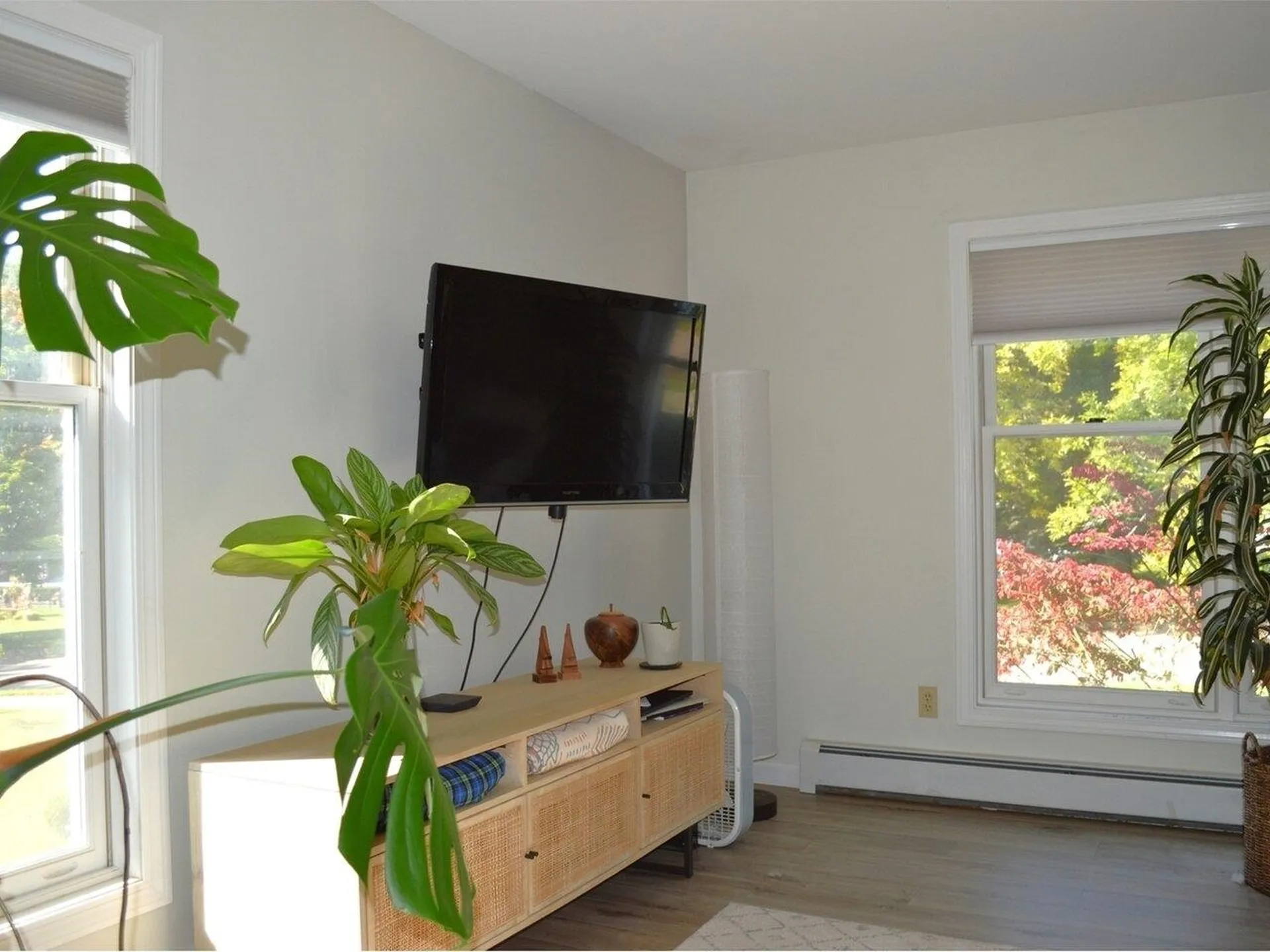 10 Pinegrove Terrace Winooski VT 05404