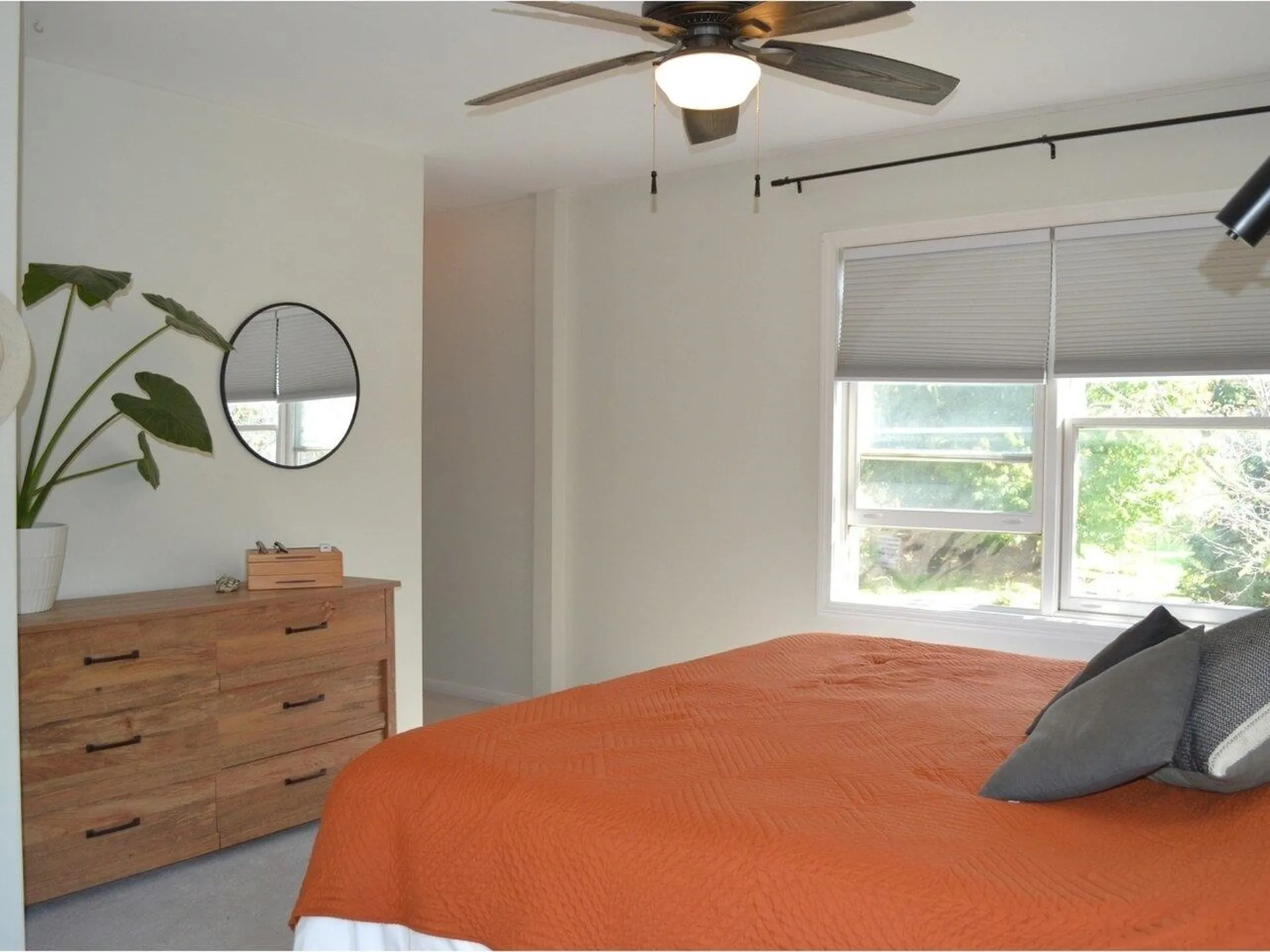 10 Pinegrove Terrace Winooski VT 05404