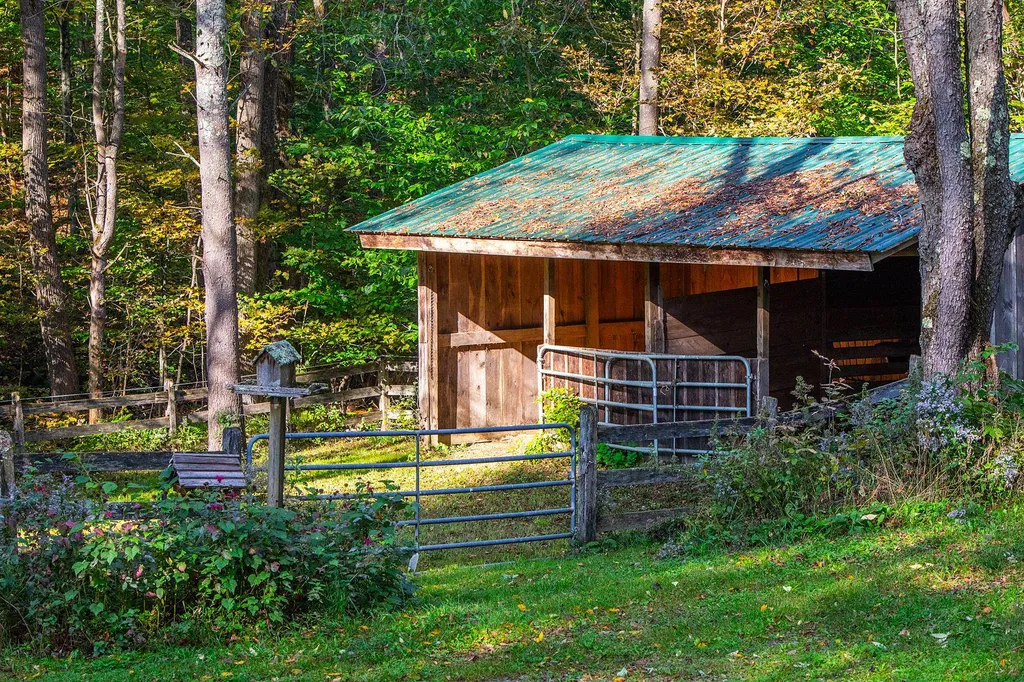 215 Densmore Hill Road Hartland VT 05089