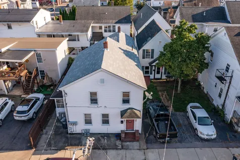 14 Pleasant Street Nashua NH 03060