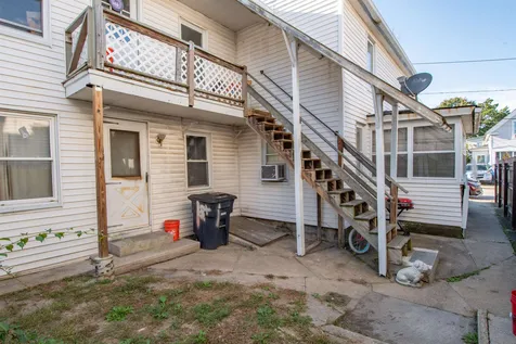 14 Pleasant Street Nashua NH 03060