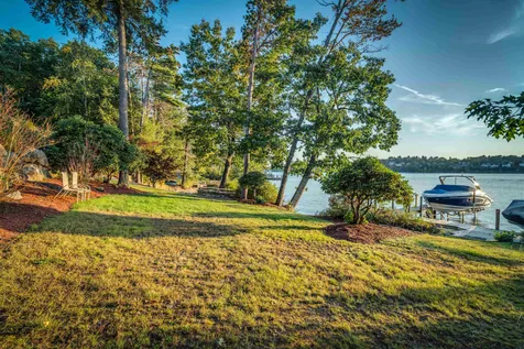 738 Weirs Boulevard Laconia NH 03246
