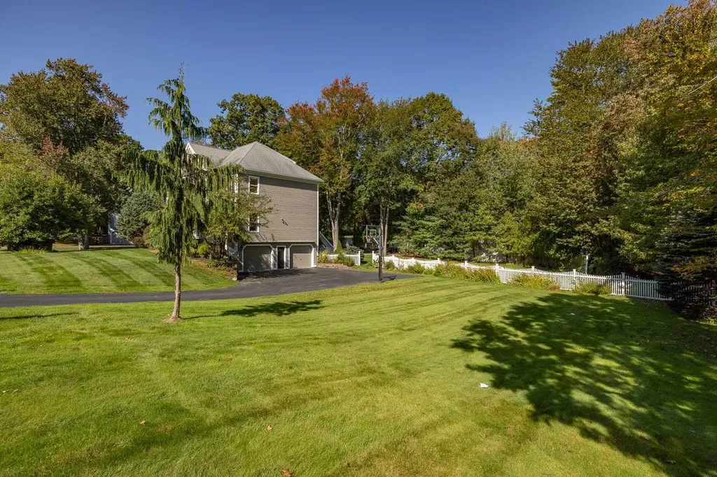 20 Juniper Lane Hampton NH 03842