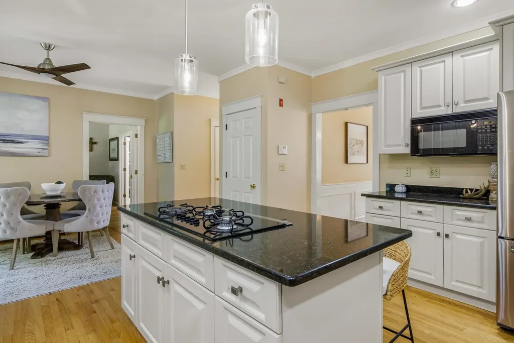 20 Juniper Lane Hampton NH 03842