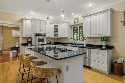 20 Juniper Lane Hampton NH 03842