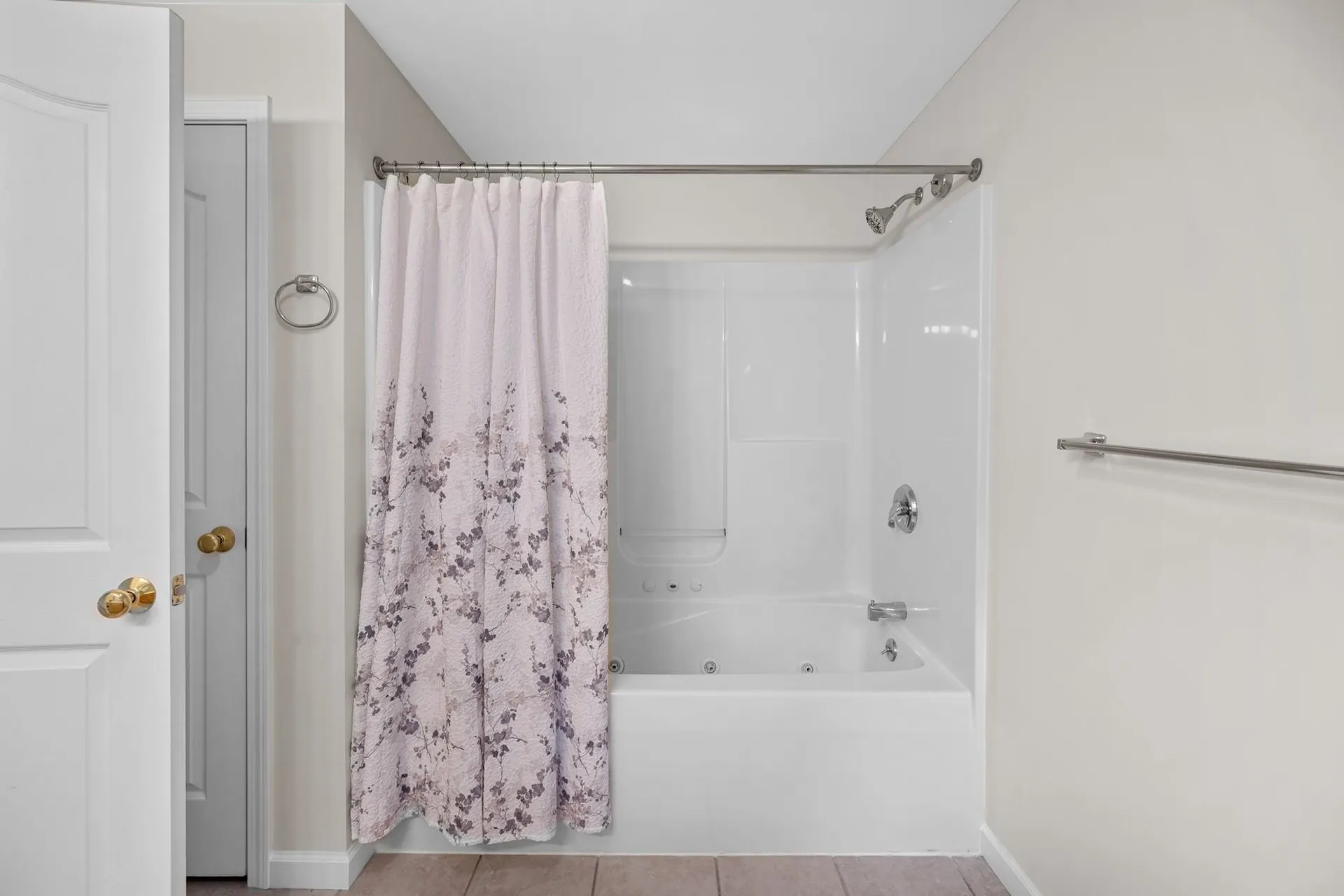 69 Claire Pointe Road Burlington VT 05408