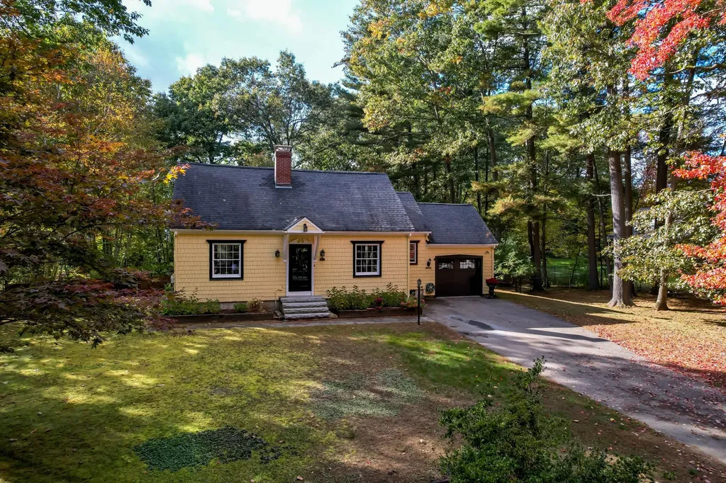 437 Middle Road Dover NH 03820