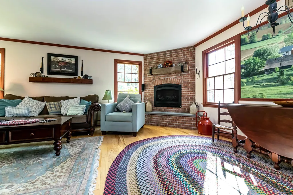 437 Middle Road Dover NH 03820