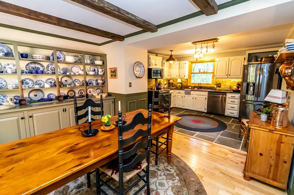 437 Middle Road Dover NH 03820