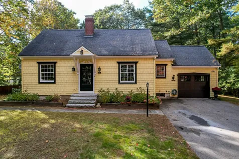437 Middle Road Dover NH 03820