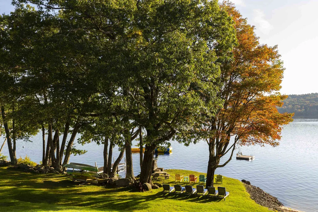 870 Lakeshore Drive New London NH 03257
