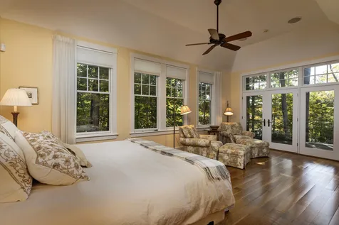870 Lakeshore Drive New London NH 03257