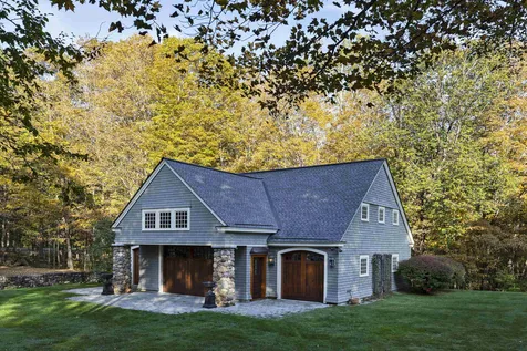 870 Lakeshore Drive New London NH 03257