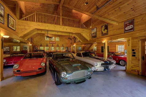 870 Lakeshore Drive New London NH 03257