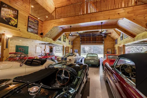 870 Lakeshore Drive New London NH 03257