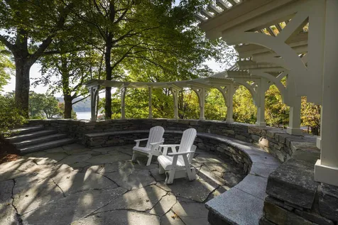 870 Lakeshore Drive New London NH 03257