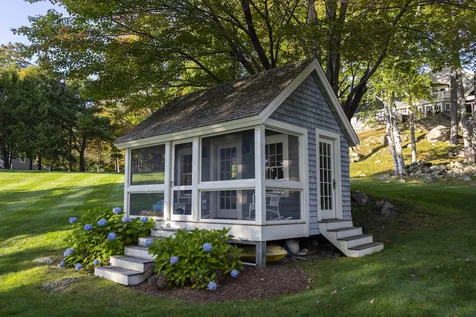 870 Lakeshore Drive New London NH 03257