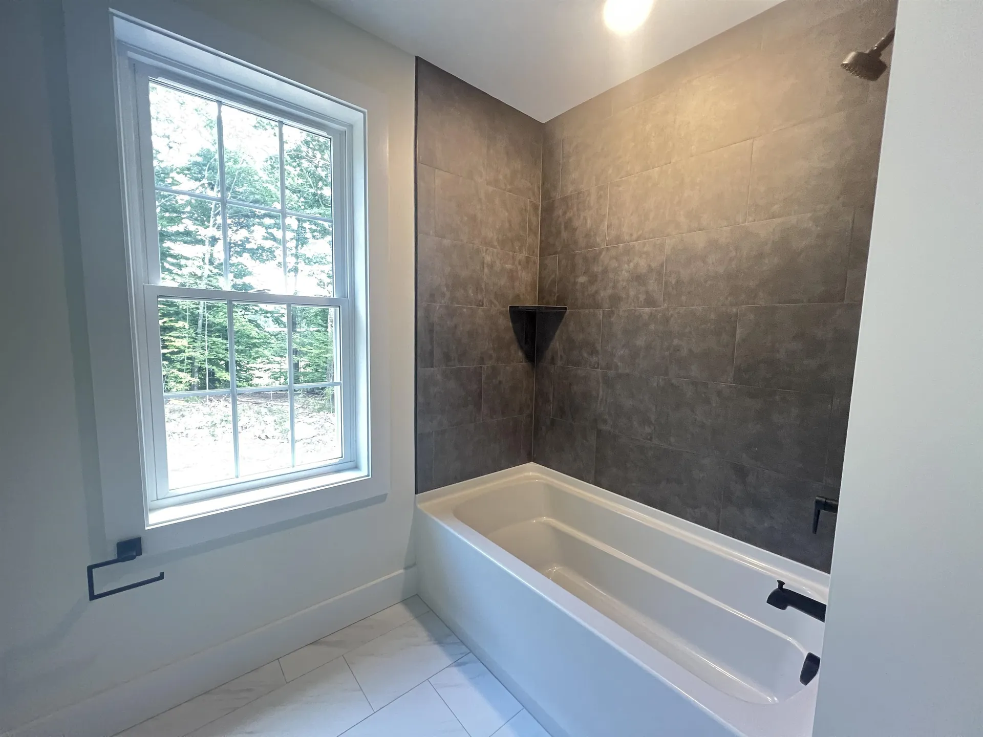 49 Tasker Shore Drive Northwood NH 03261