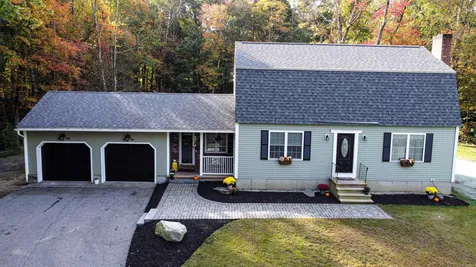22 Cheney Drive Hudson NH 03051