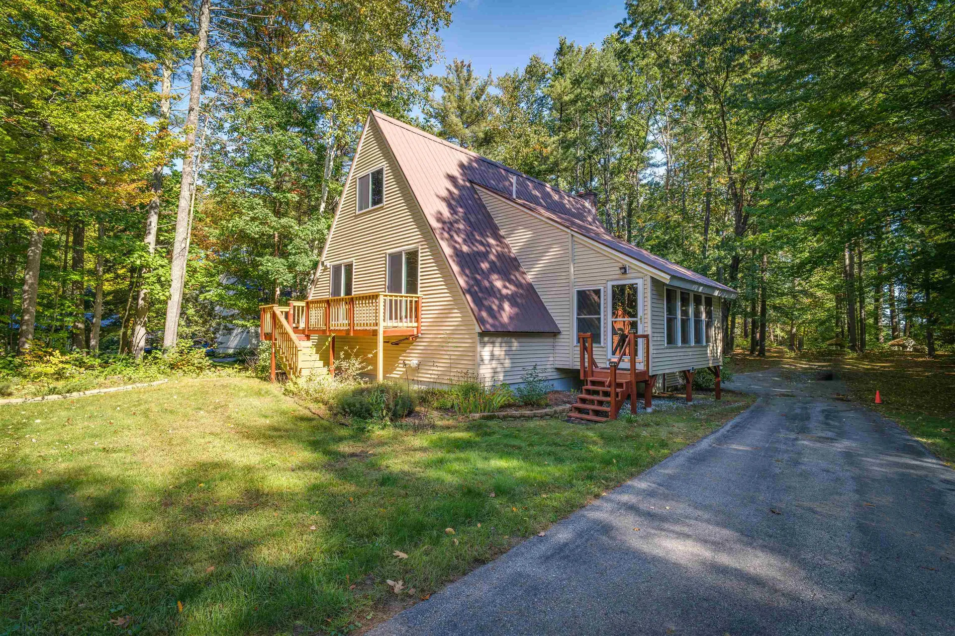 194 Dockham Shore Road Gilford NH 03249