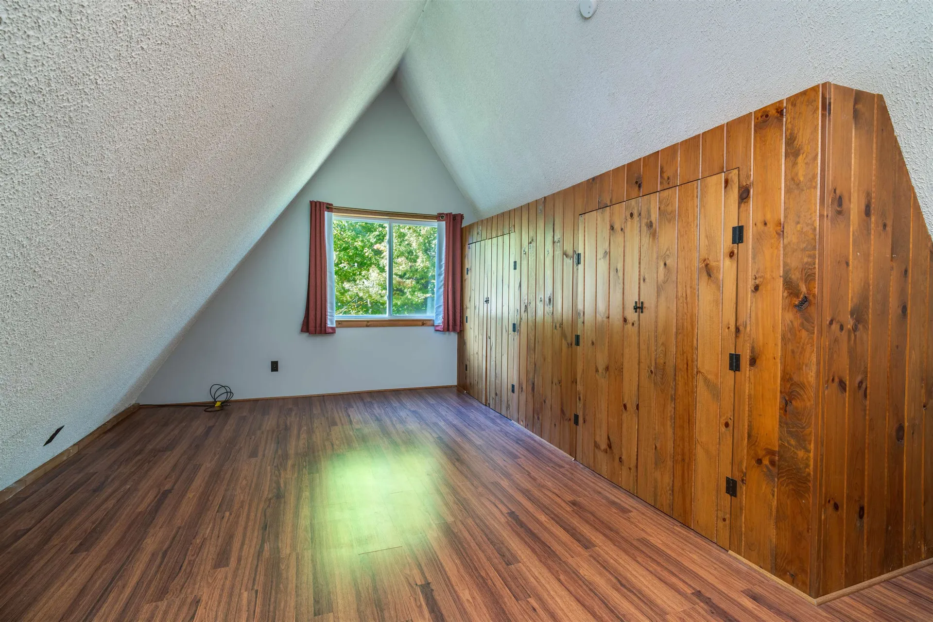 194 Dockham Shore Road Gilford NH 03249