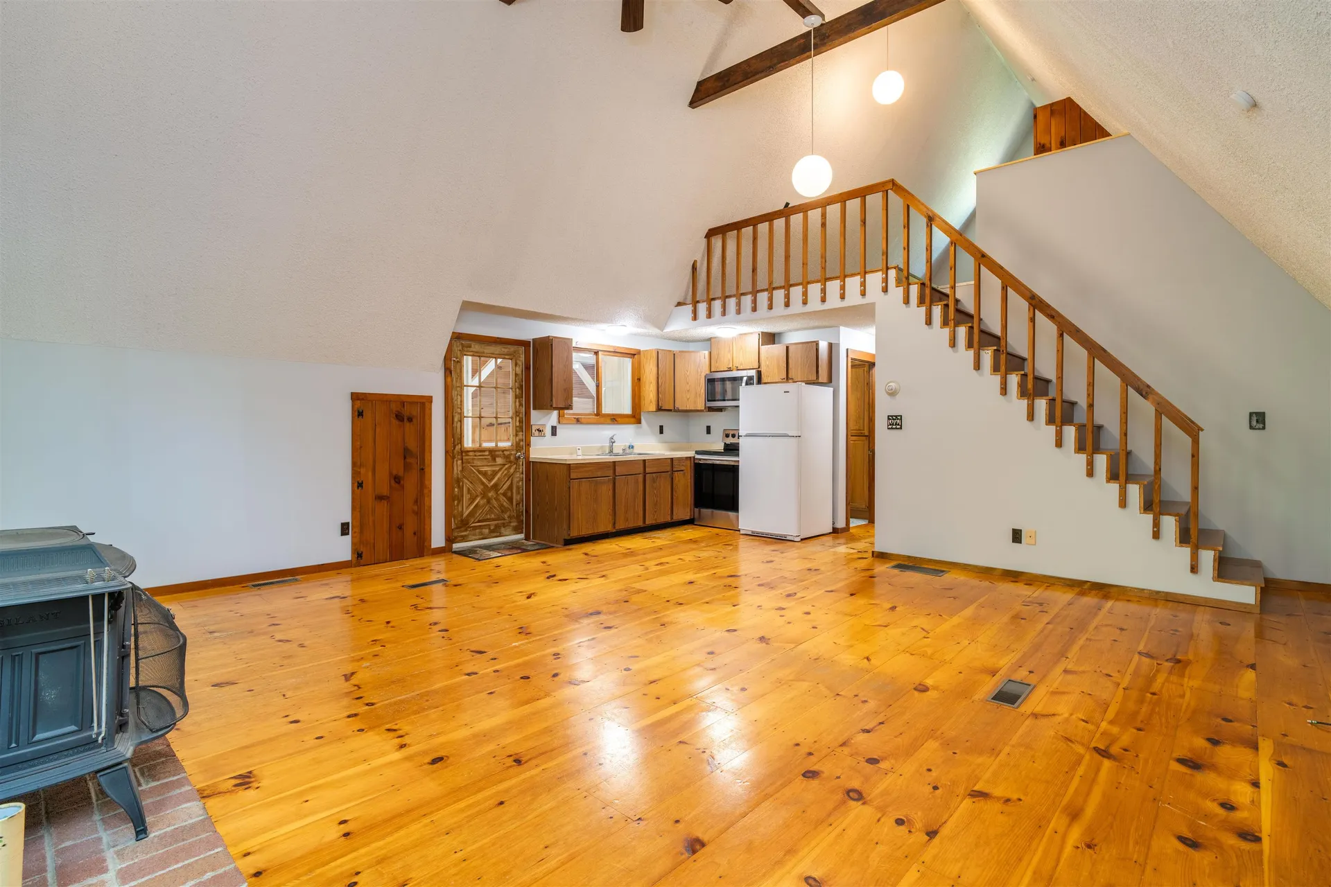 194 Dockham Shore Road Gilford NH 03249