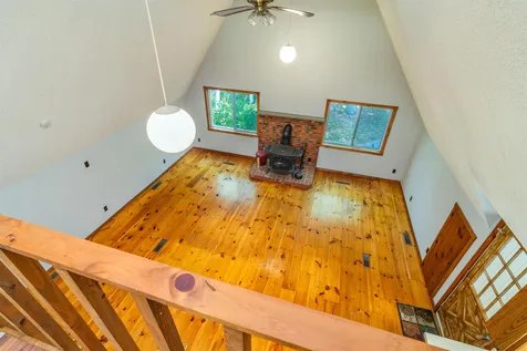 194 Dockham Shore Road Gilford NH 03249