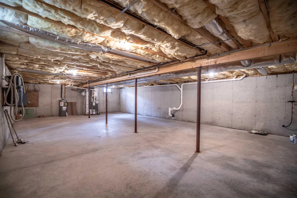 2 Hickory Court Hooksett NH 03106