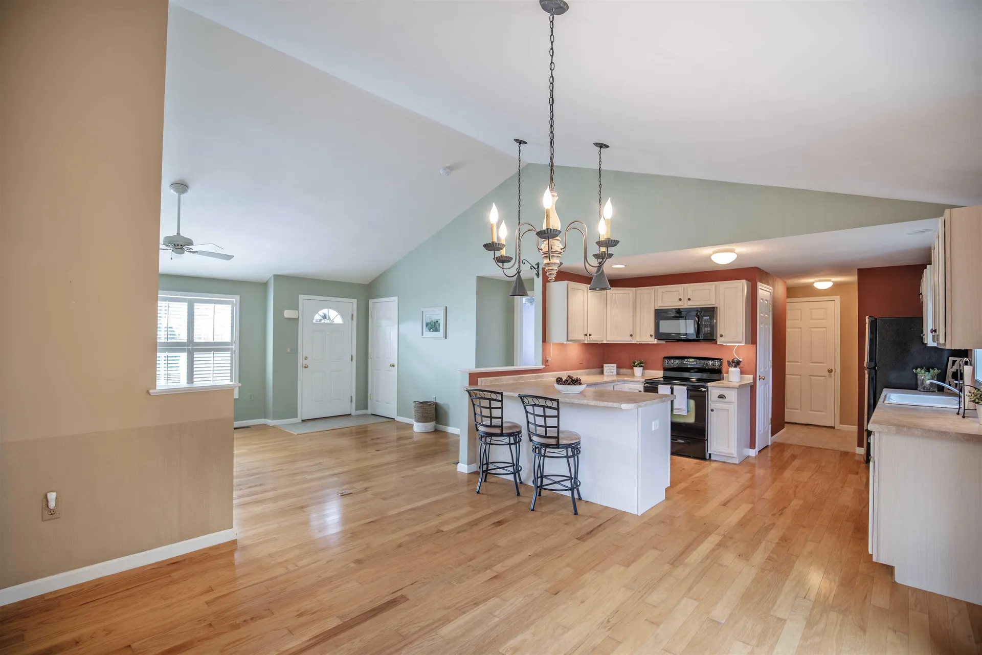 2 Hickory Court Hooksett NH 03106