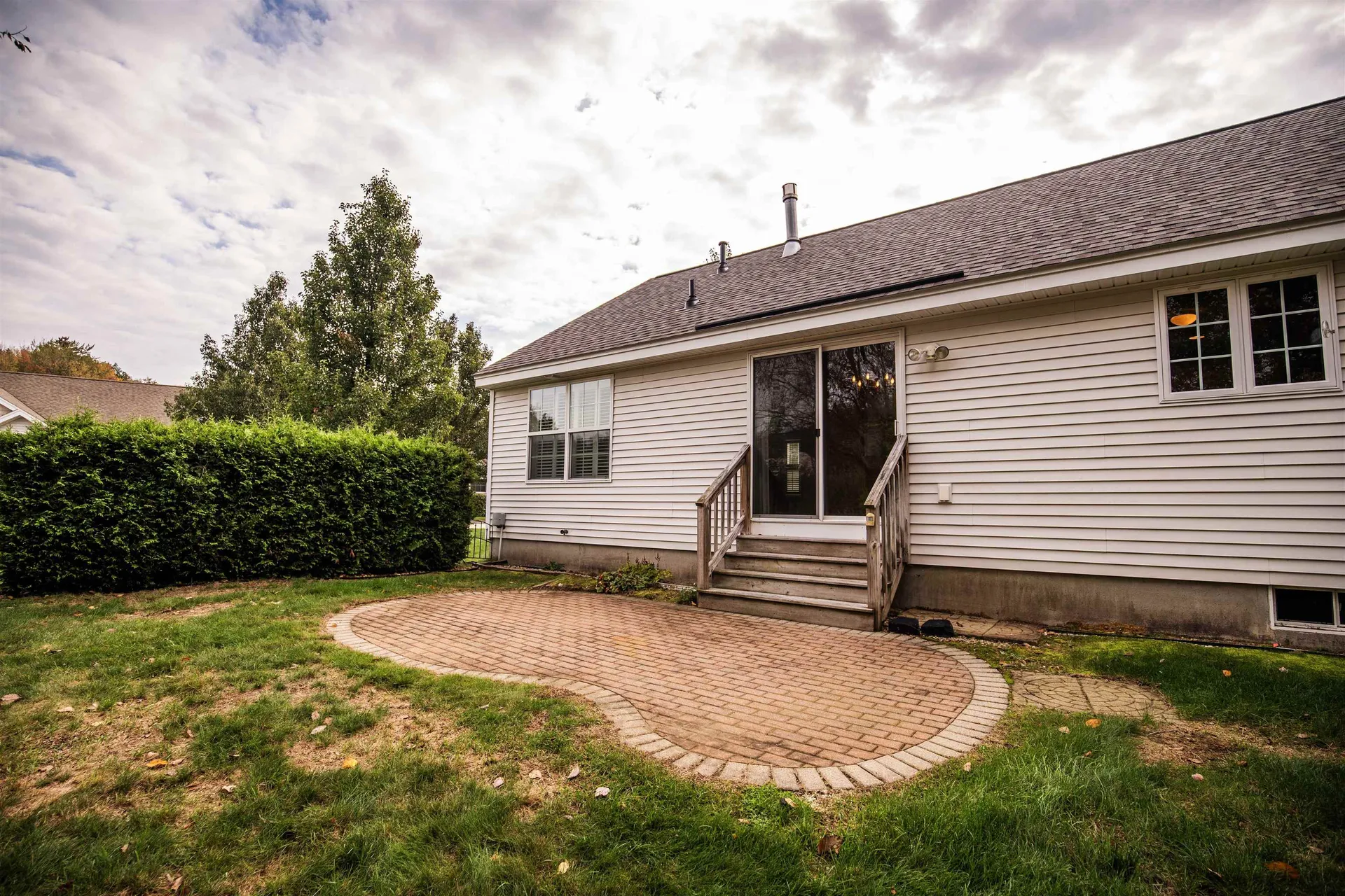 2 Hickory Court Hooksett NH 03106