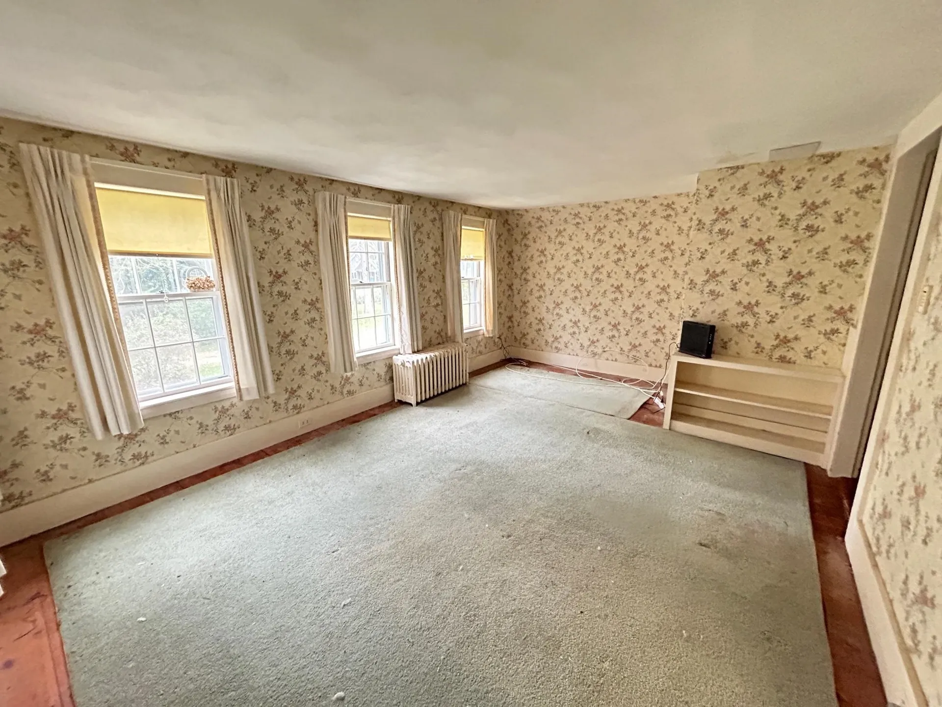 18 Church Street Kingston NH 03848