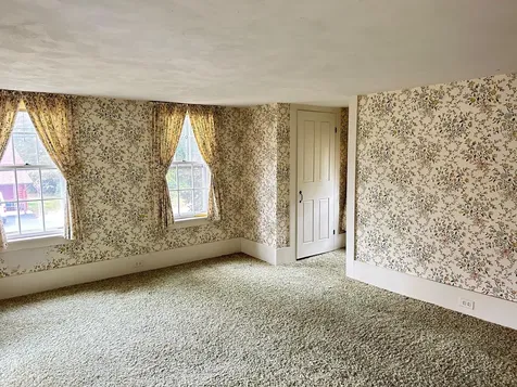 18 Church Street Kingston NH 03848