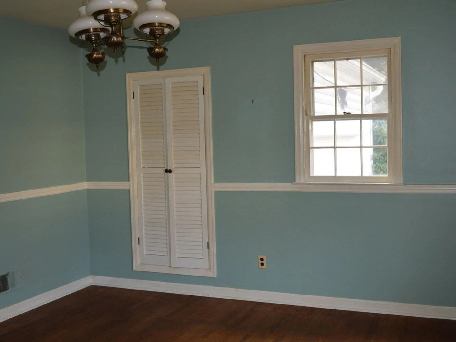 37 Laurel Hill Drive South Burlington VT 05403