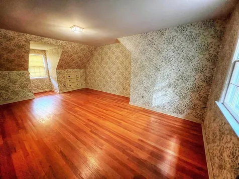 37 Laurel Hill Drive South Burlington VT 05403
