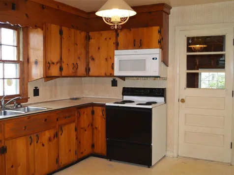 37 Laurel Hill Drive South Burlington VT 05403