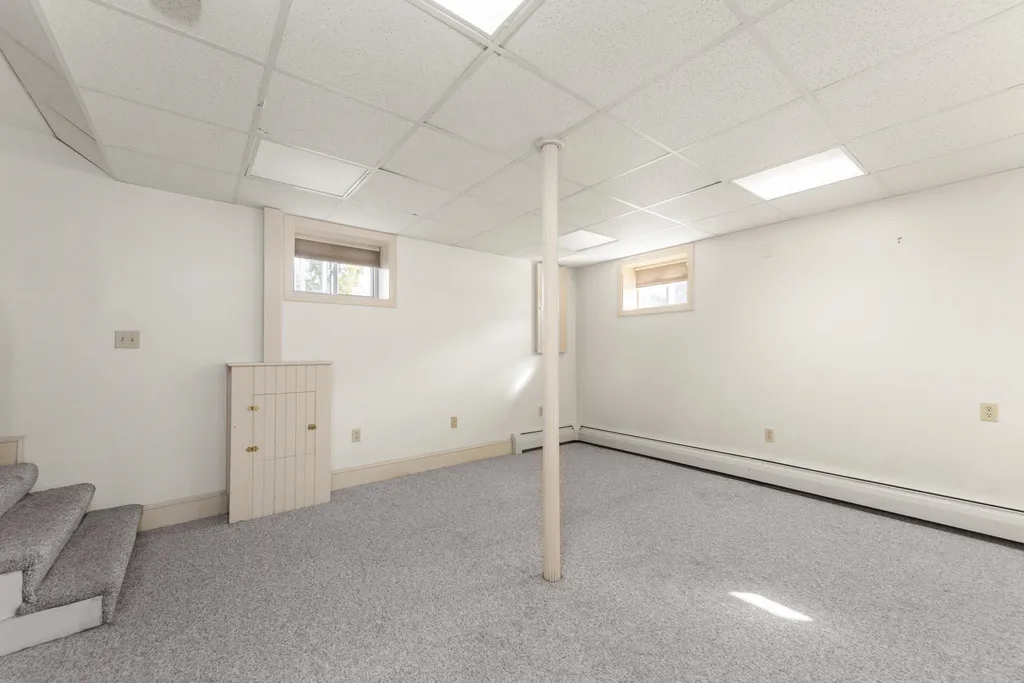 983 Cilley Road Manchester NH 03103