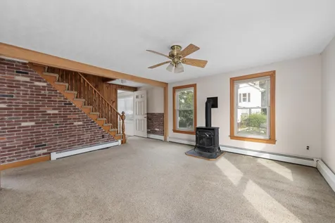 983 Cilley Road Manchester NH 03103