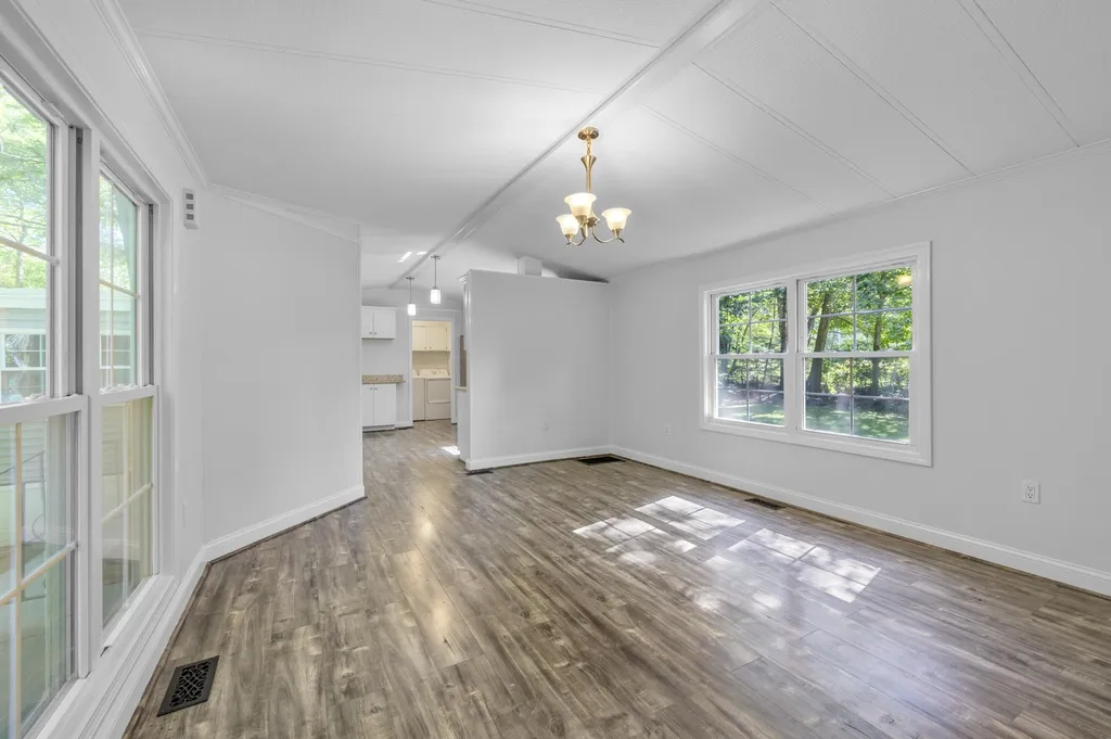 54 Brown Avenue Seabrook NH 03874