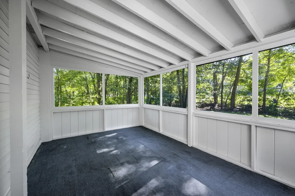 54 Brown Avenue Seabrook NH 03874