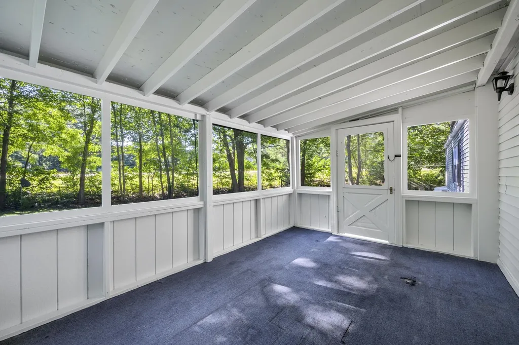 54 Brown Avenue Seabrook NH 03874