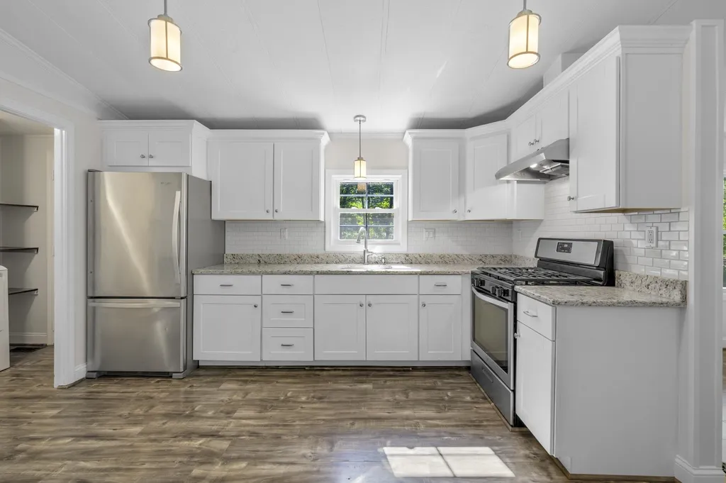 54 Brown Avenue Seabrook NH 03874