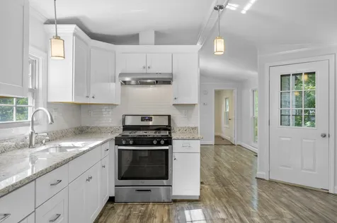 54 Brown Avenue Seabrook NH 03874