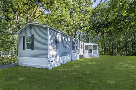54 Brown Avenue Seabrook NH 03874