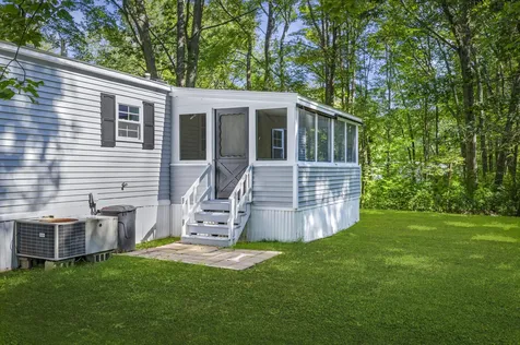 54 Brown Avenue Seabrook NH 03874