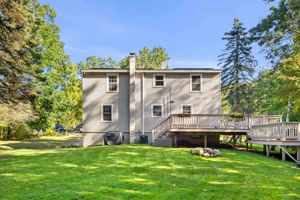 6 Garvin Road Derry NH 03038