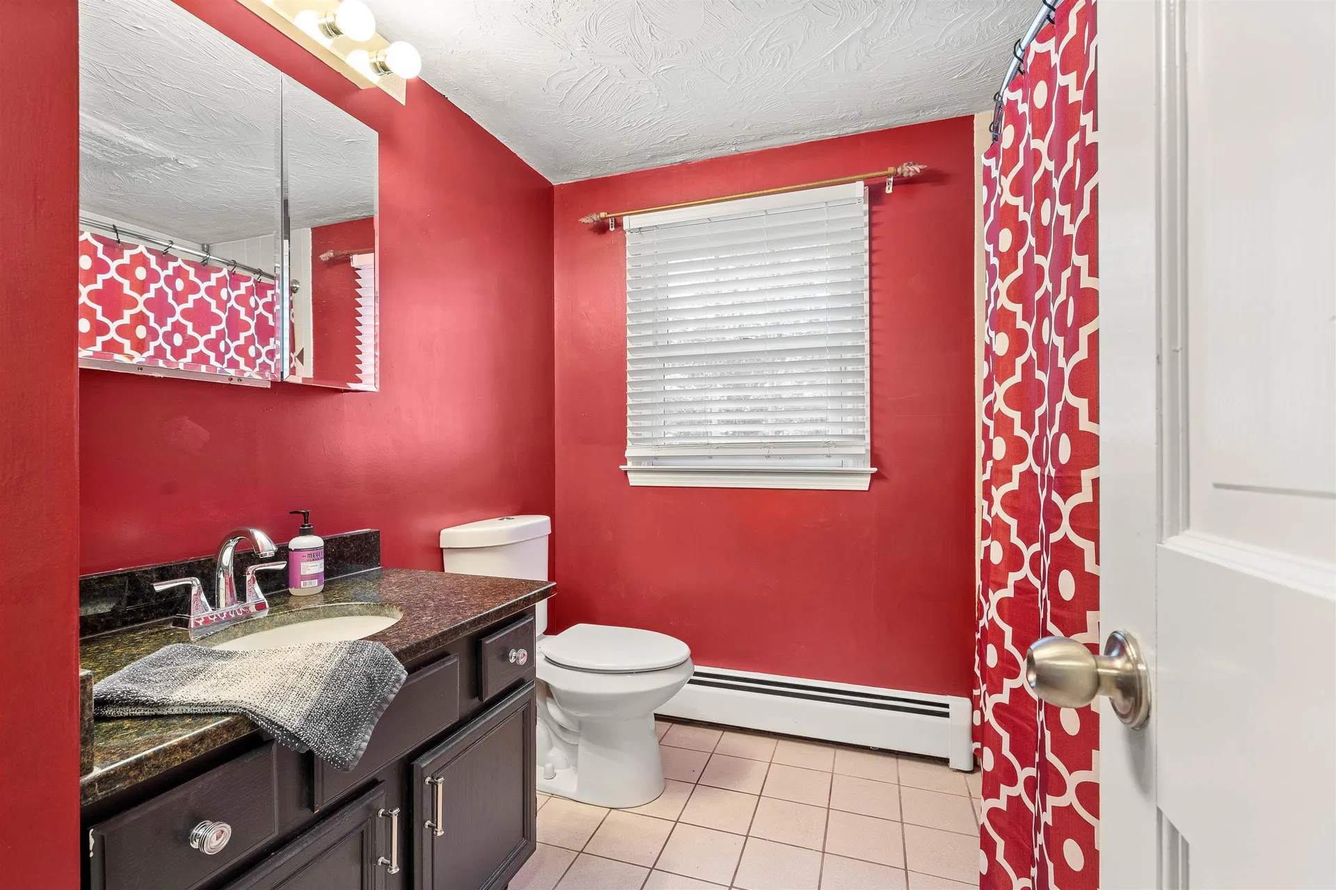 6 Garvin Road Derry NH 03038