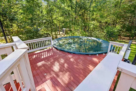 6 Garvin Road Derry NH 03038