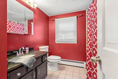 6 Garvin Road Derry NH 03038